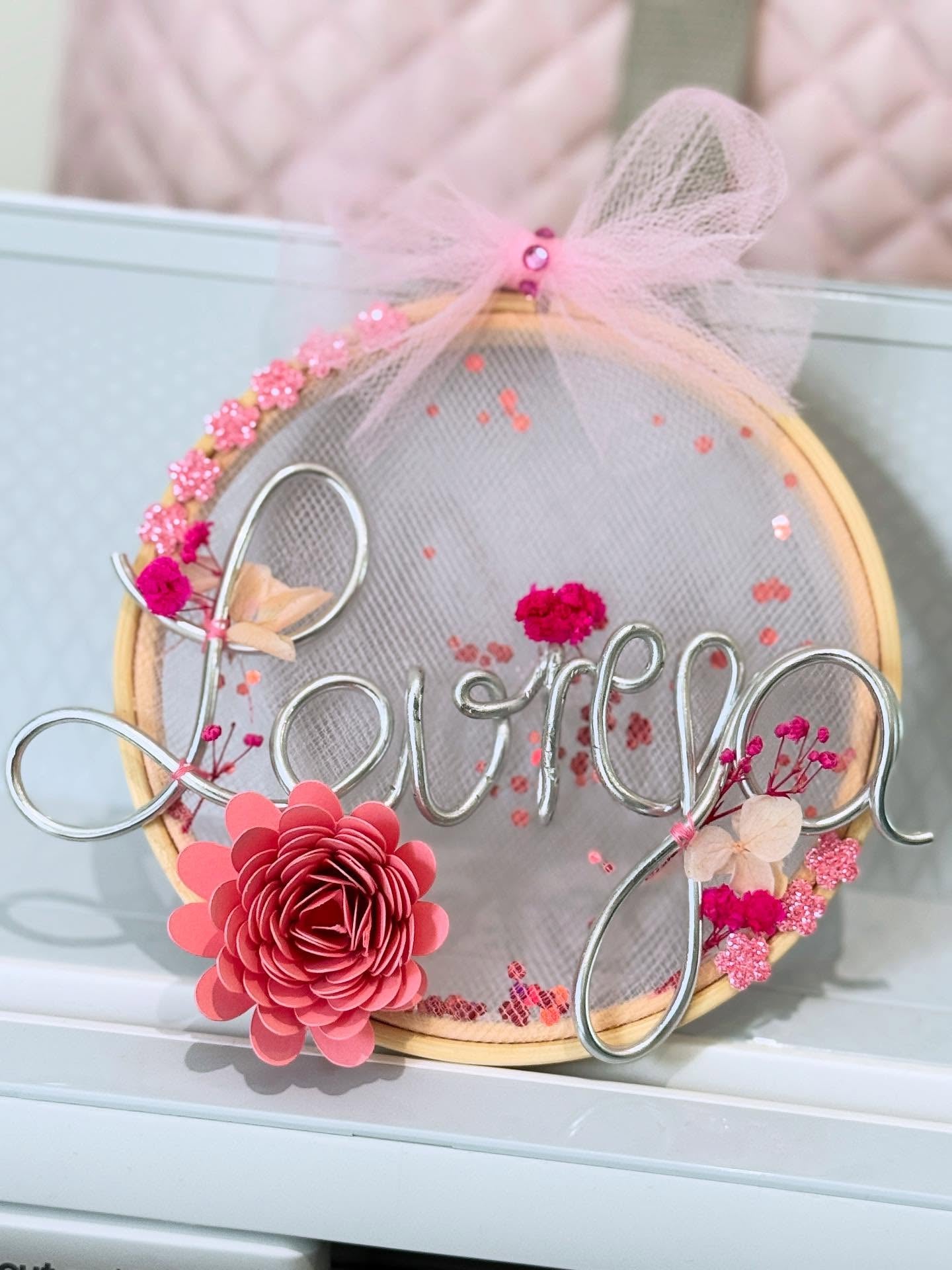 Couronne de Fleurs Séchées Personnalisée au Prénom
